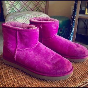 **BRAND NEW** UGG CLASSIC SHORT women’s boots!!